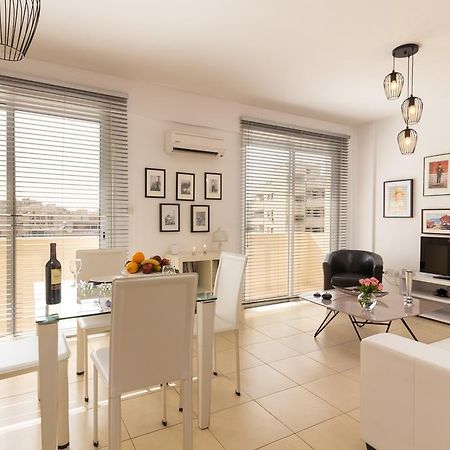 Elena Court Apt 401 Larnaca Exterior photo