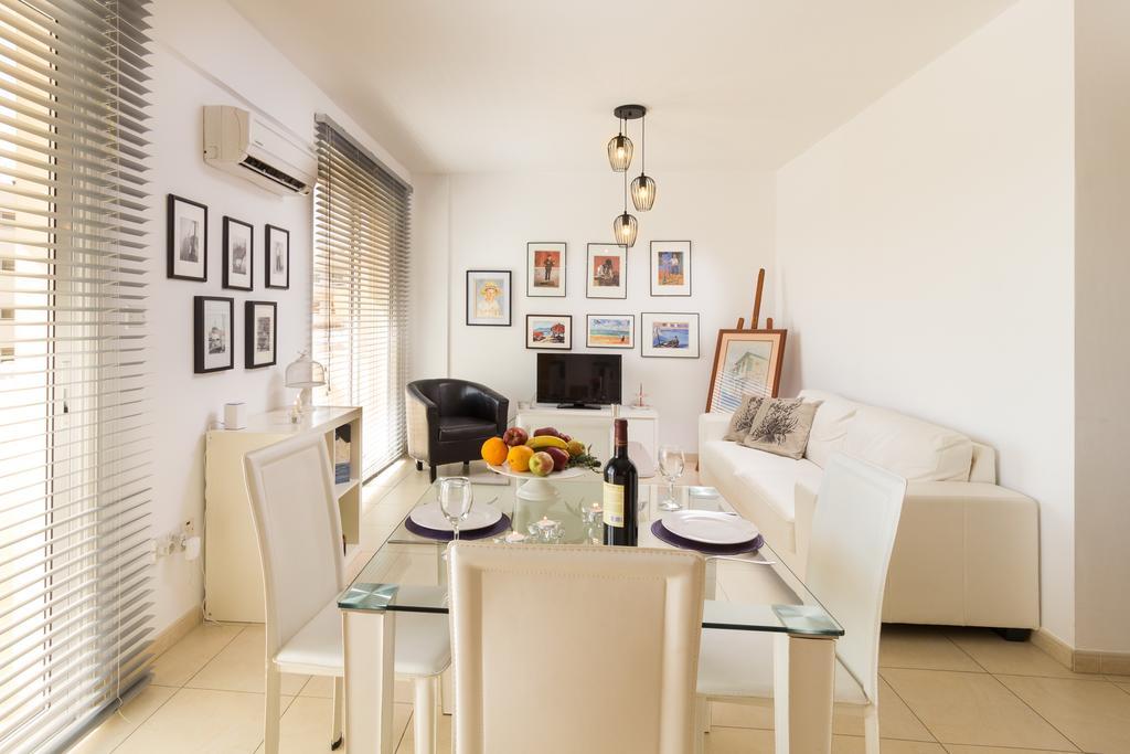 Elena Court Apt 401 Larnaca Exterior photo