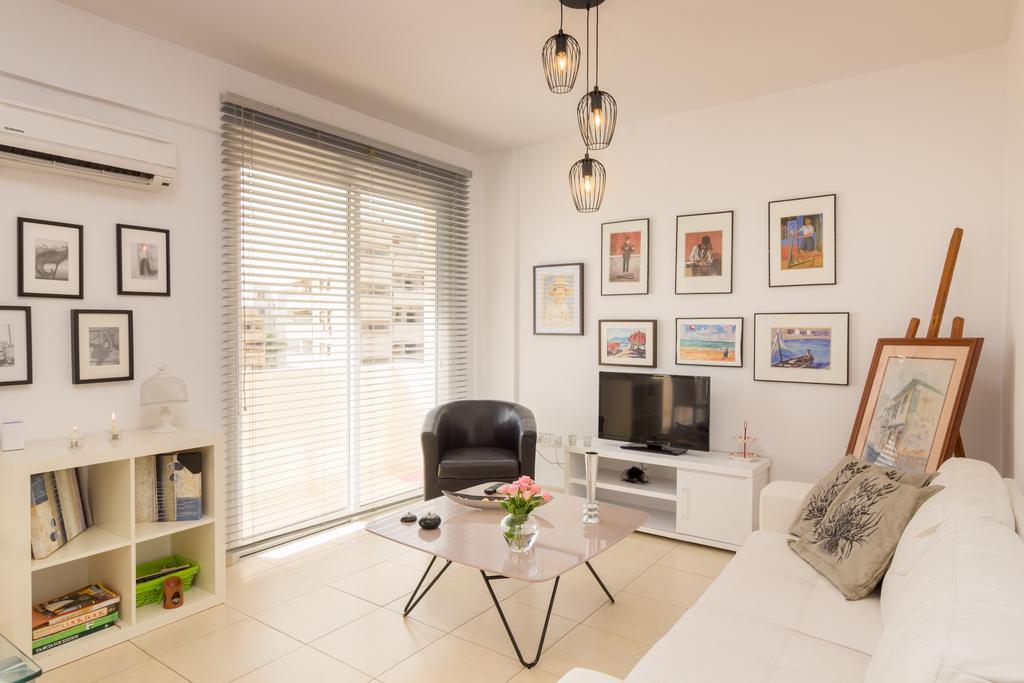 Elena Court Apt 401 Larnaca Exterior photo