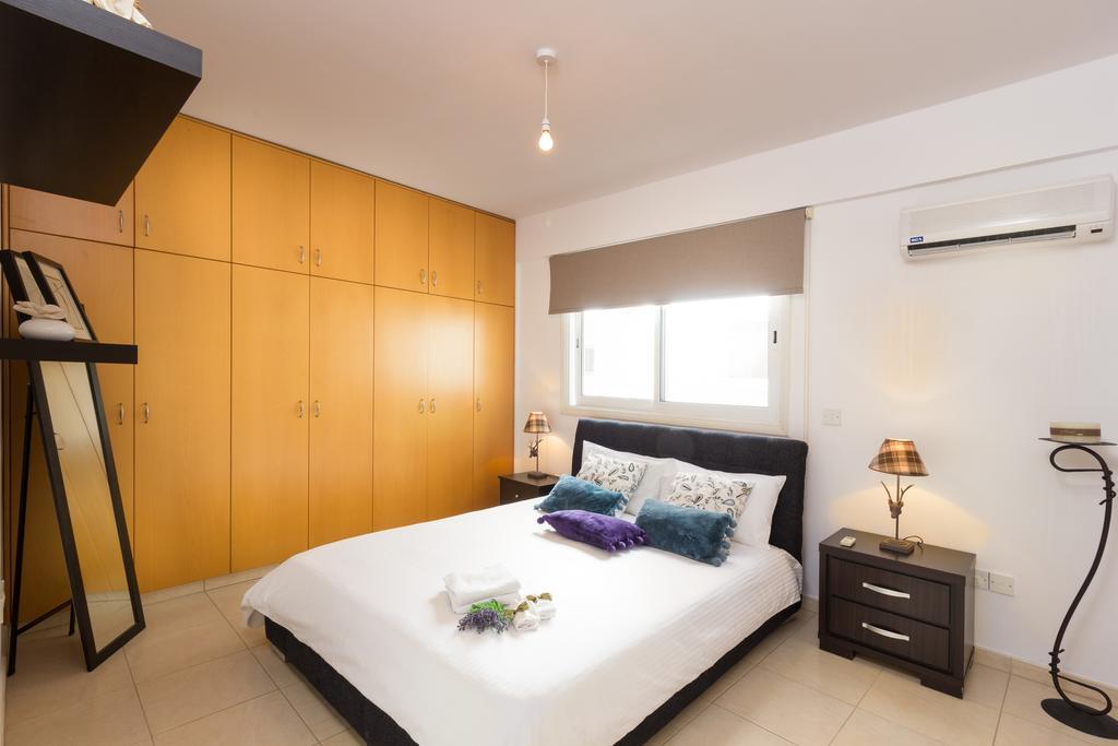 Elena Court Apt 401 Larnaca Exterior photo